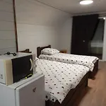 Holiday home шепіт лісу Bukovets