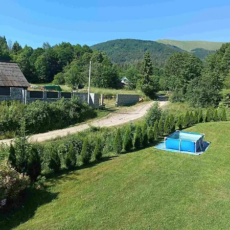 Holiday home шепіт лісу *