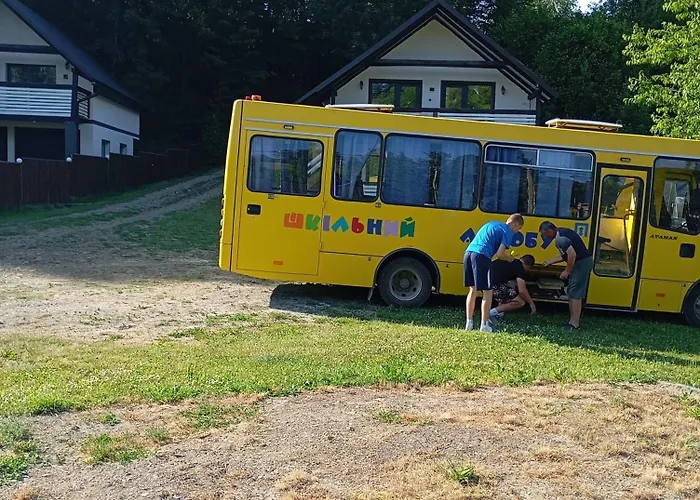 بيت للعطل шепіт лісу Bukovets